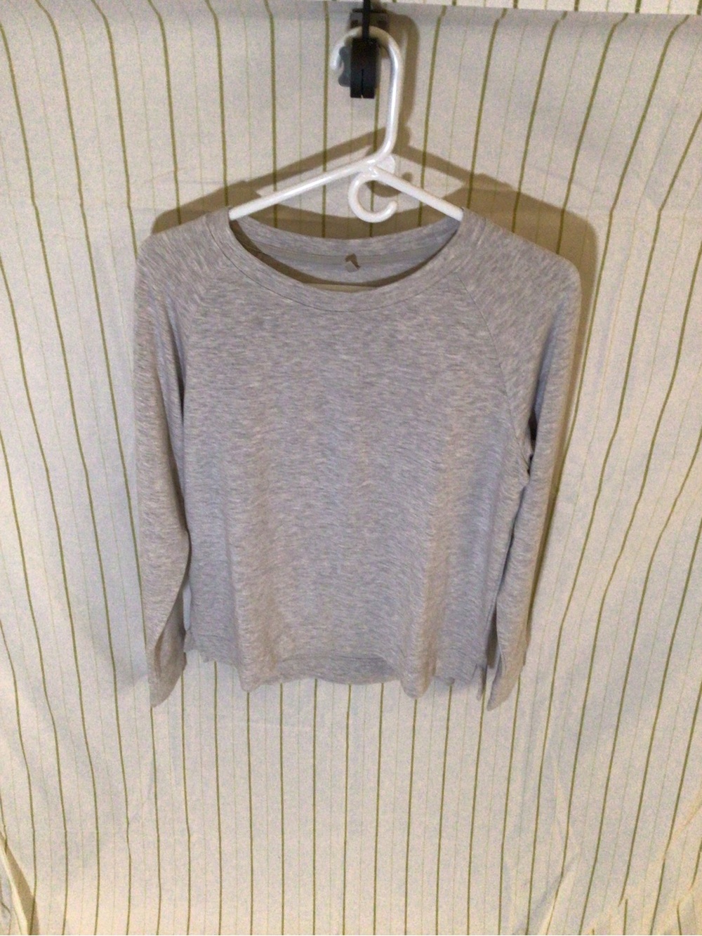 Lou & Grey Heather Gray Crewneck Pullover